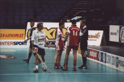WFC2002f8b0016